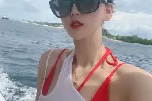 “吉隆坡版星耀樟宜” 美女网红一句话引全网炮轰：被暗指大马抄袭新加坡！